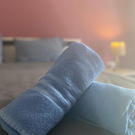 Sunrise Bay Apartments - Frontline Sea Views Сейнт Полс Бей Екстериор снимка
