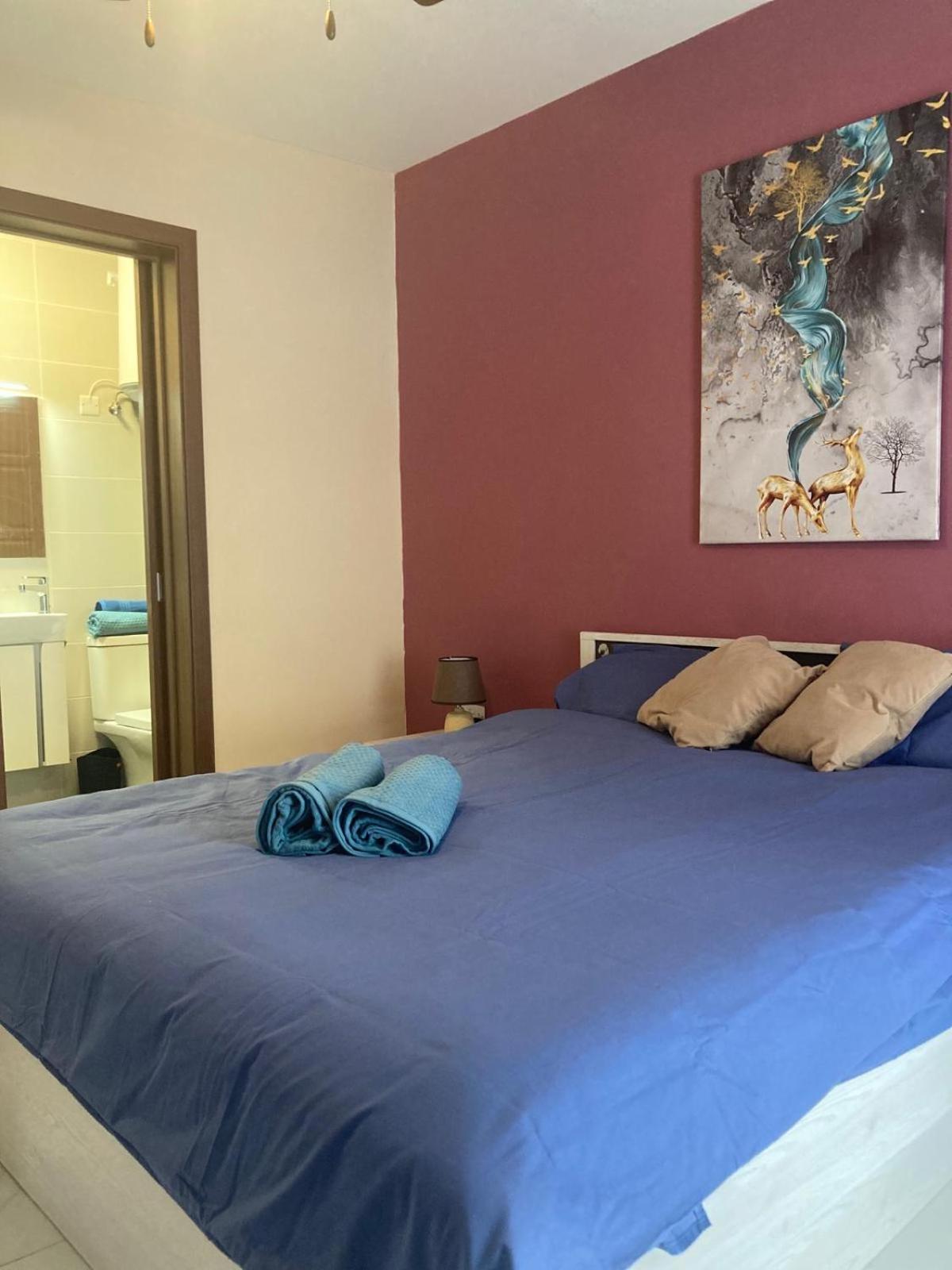 Sunrise Bay Apartments - Frontline Sea Views Сейнт Полс Бей Екстериор снимка