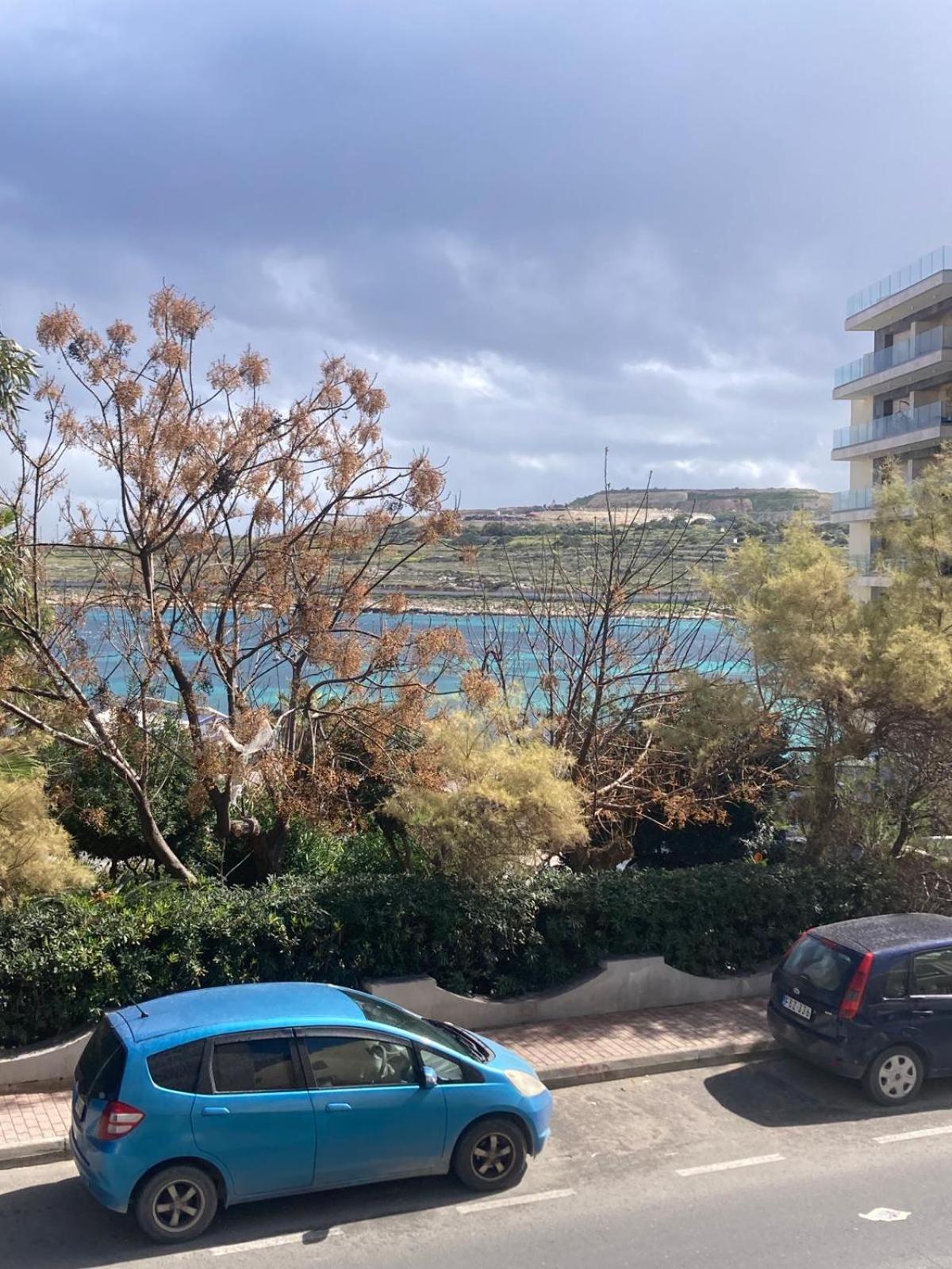 Sunrise Bay Apartments - Frontline Sea Views Сейнт Полс Бей Екстериор снимка