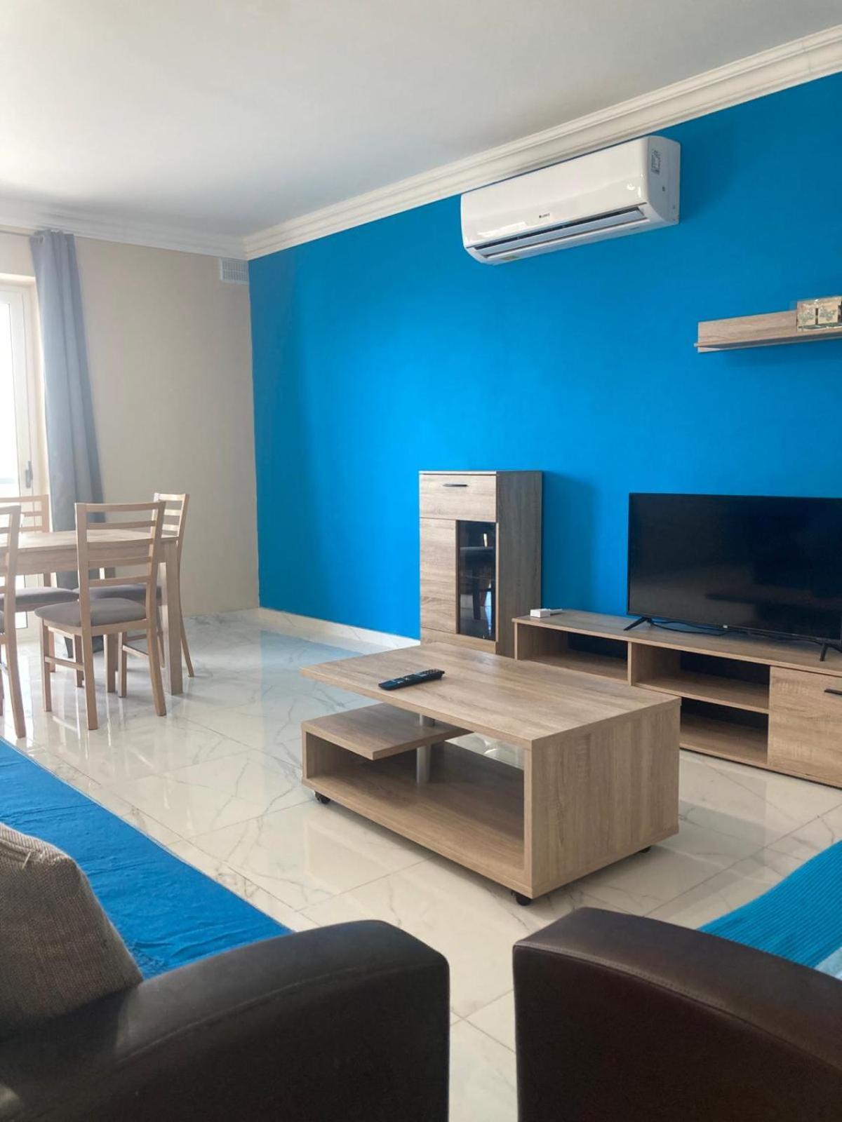 Sunrise Bay Apartments - Frontline Sea Views Сейнт Полс Бей Екстериор снимка