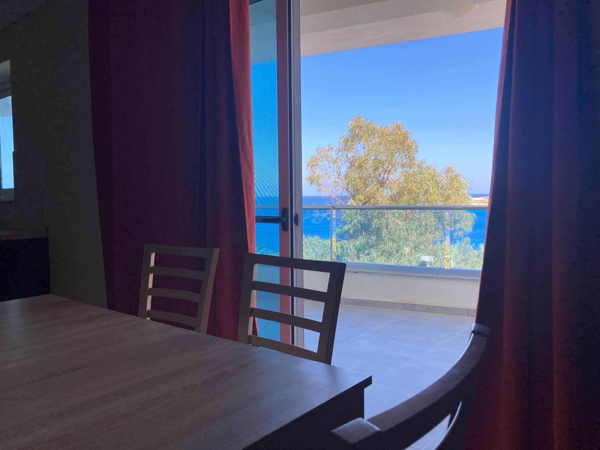 Sunrise Bay Apartments - Frontline Sea Views Сейнт Полс Бей Екстериор снимка