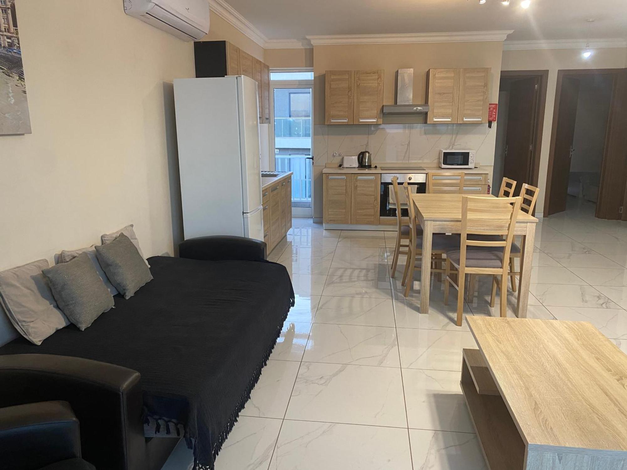 Sunrise Bay Apartments - Frontline Sea Views Сейнт Полс Бей Екстериор снимка