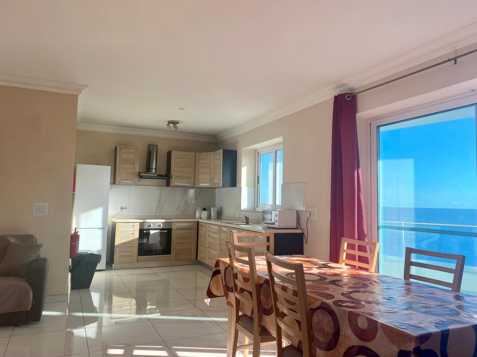 Sunrise Bay Apartments - Frontline Sea Views Сейнт Полс Бей Екстериор снимка