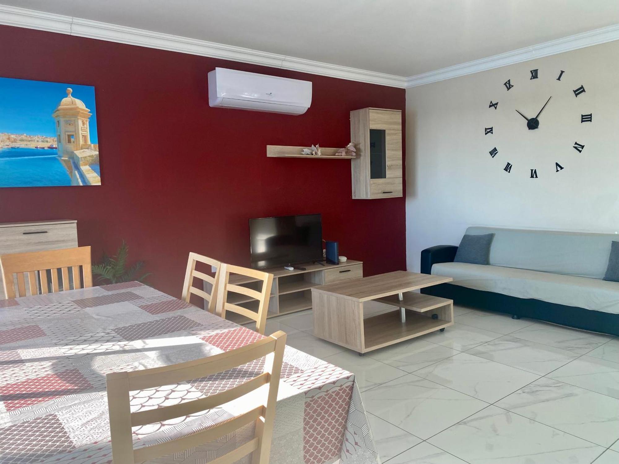 Sunrise Bay Apartments - Frontline Sea Views Сейнт Полс Бей Екстериор снимка