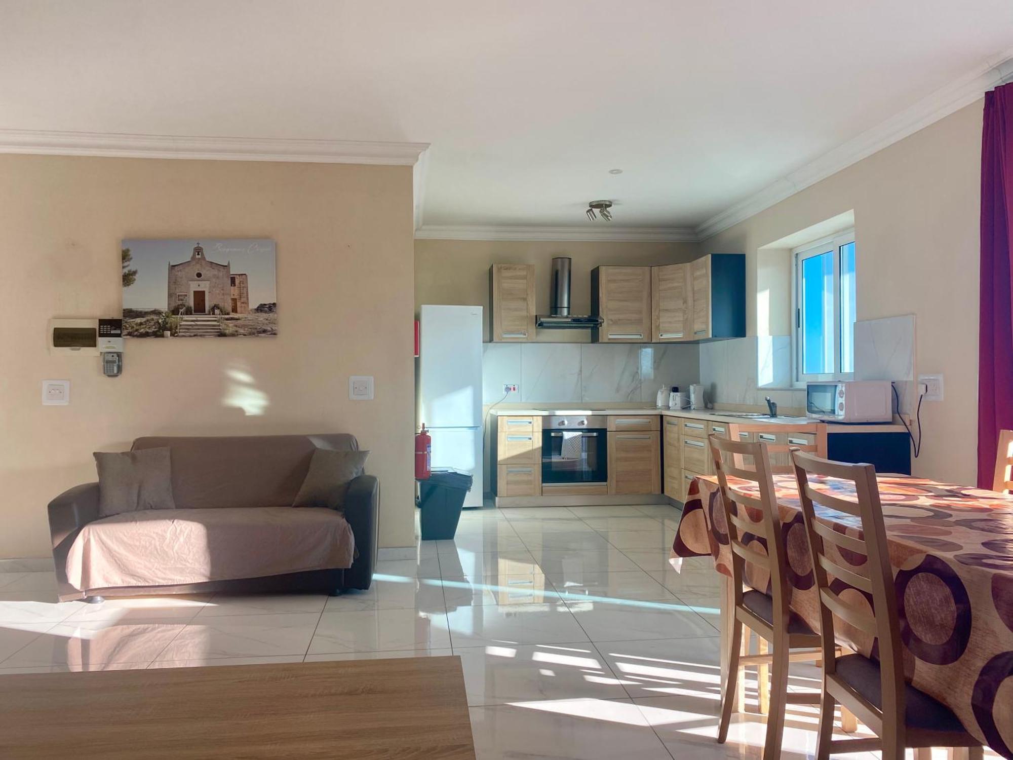 Sunrise Bay Apartments - Frontline Sea Views Сейнт Полс Бей Екстериор снимка