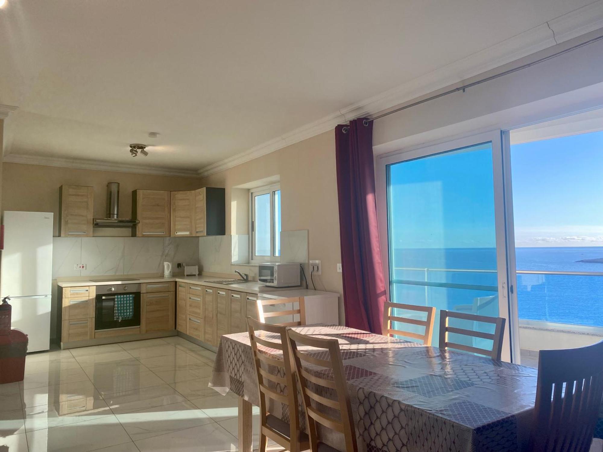 Sunrise Bay Apartments - Frontline Sea Views Сейнт Полс Бей Екстериор снимка